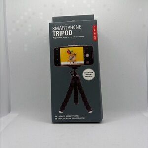NWT Black Smartphone Tripod